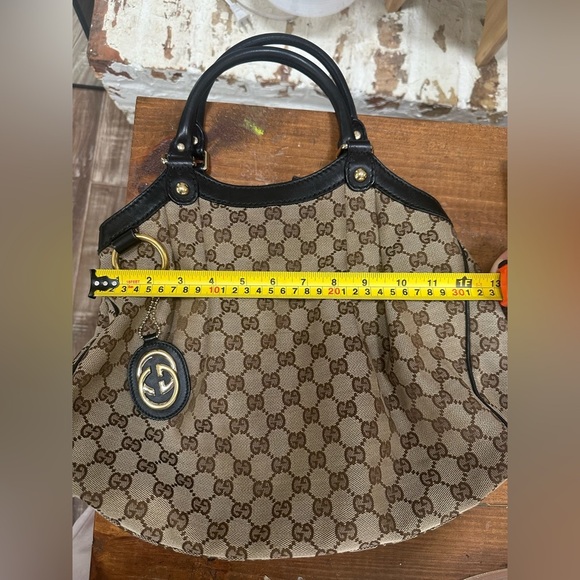 GUCCI GG Canvas Sukey Purse - Picture 13 of 14